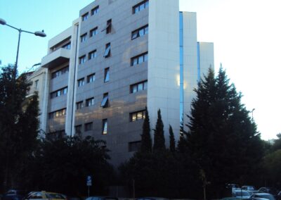 6-Όροφο Κτίριο Εκπαιδευτικών-Ερευνητικών Εργαστηρίων Ιατρικής Σχολής Πανεπιστημίου Αθηνών